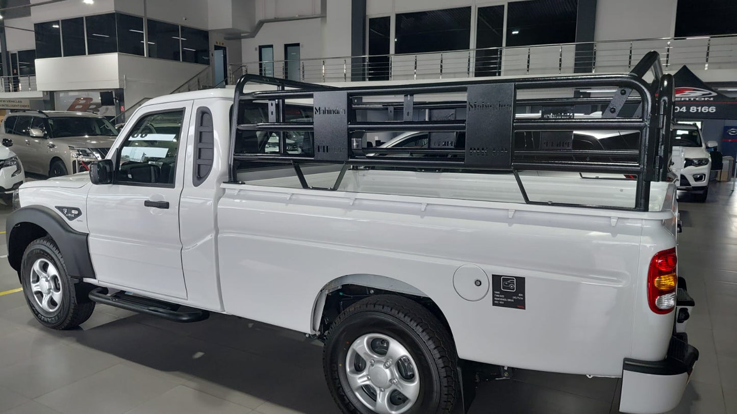 Mahindra Pik Up Cattle Rail