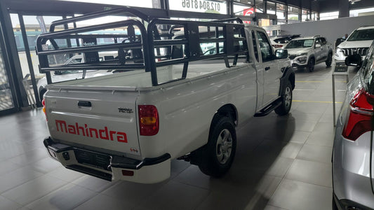 Mahindra Pik Up Cattle Rail
