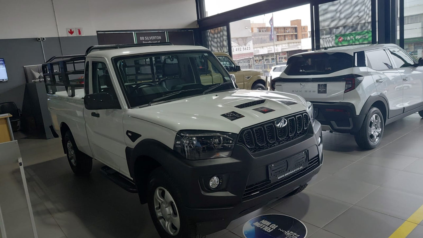 Mahindra Pik Up Cattle Rail
